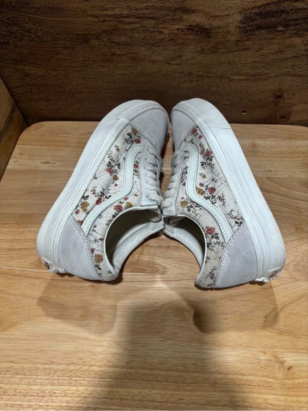 Vans Old Skool Vintage Floral White Sneakers Women’s 6 / Men’s 4.5